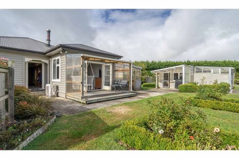 Photo of property in 15 Thornbury Waimatuku Road, Waimatuku, Riverton, 9883