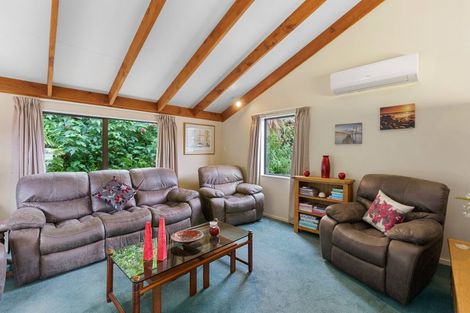 Photo of property in 128 Rahui Road, Otaki, 5512