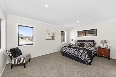 Photo of property in 12 Chalgrove Road, Huntington, Hamilton, 3210