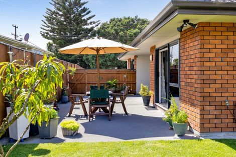 Photo of property in 109 Browne Street, Waitara, 4320