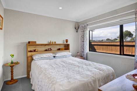 Photo of property in 109 Browne Street, Waitara, 4320