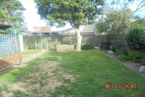 Photo of property in 14 Saint Albans Grove, Woburn, Lower Hutt, 5010