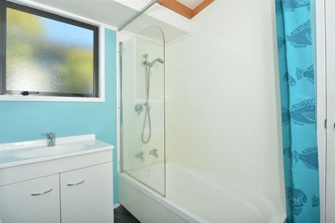 Photo of property in 44 Te Maika Road, Ngunguru, Whangarei, 0173