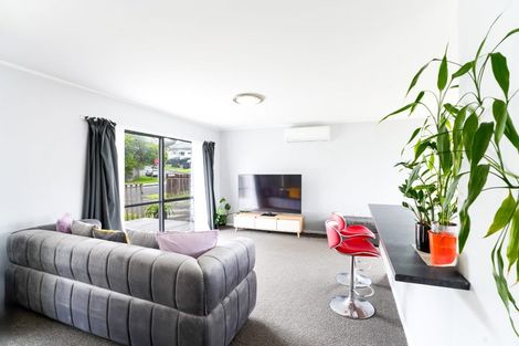 Photo of property in 1/33 Bellringer Road, Massey, Auckland, 0614