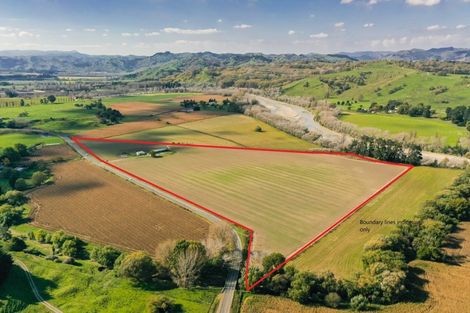 Photo of property in 406 Whatatutu Road, Te Karaka, 4094