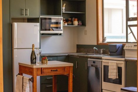 Photo of property in 33 Gawler Street, Te Horo Beach, Otaki, 5581