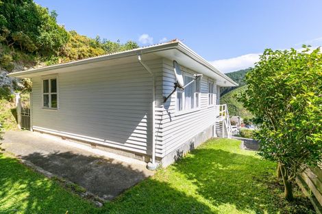 Photo of property in 63 Montreal Grove, Kingston, Wellington, 6021