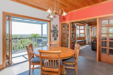 Photo of property in 16 Huntsbury Avenue, Huntsbury, Christchurch, 8022