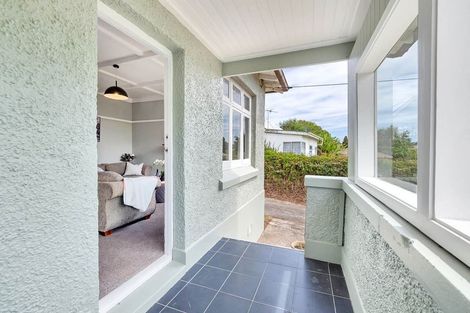 Photo of property in 19 Craigbank Avenue, New Lynn, Auckland, 0600