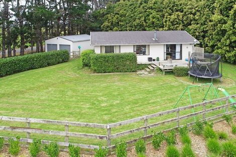 Photo of property in 22 Irwin Road, Kingseat, Pukekohe, 2679