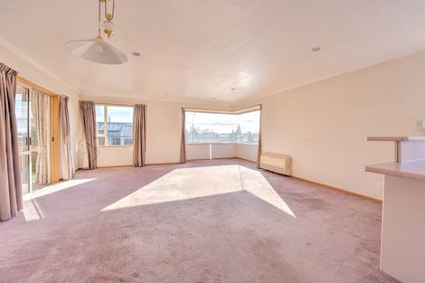 Photo of property in 24 Aotea Crescent, Gore, 9710