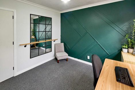 Photo of property in 10 Raroa Road, Kelburn, Wellington, 6012