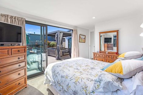 Photo of property in 118 Chinnerys Road, Woodend, 7610