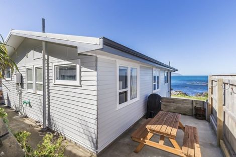 Photo of property in 138 Owhiro Bay Parade, Owhiro Bay, Wellington, 6023