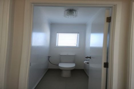 Photo of property in 1/33 Quebec Road, Milford, Auckland, 0620