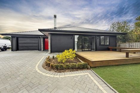 Photo of property in 7 Aubrey Crescent, Rainbow Point, Taupo, 3330
