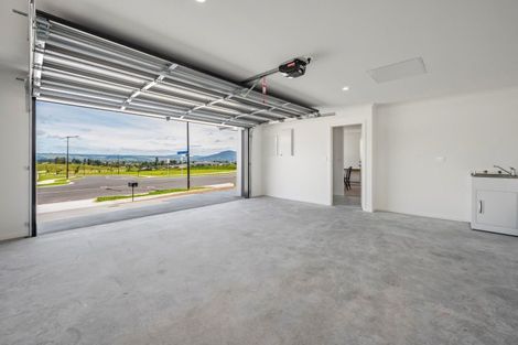 Photo of property in 44 Kohekohe Drive, Owhata, Rotorua, 3010