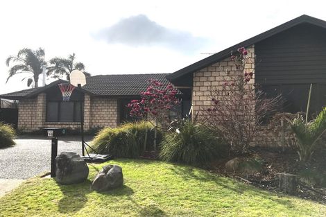 Photo of property in 16 Sarah Place, Papamoa Beach, Papamoa, 3118