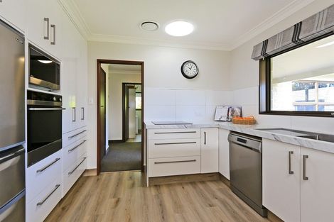 Photo of property in 55 Ferry Road, Clive, 4102