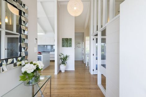 Photo of property in 144 Mellons Bay Road, Mellons Bay, Auckland, 2014