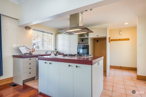 Photo of property in 1a Freyberg Street, Waterloo, Lower Hutt, 5011