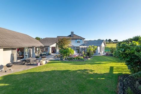 Photo of property in 288 Rimmer Road, Helensville, 0875