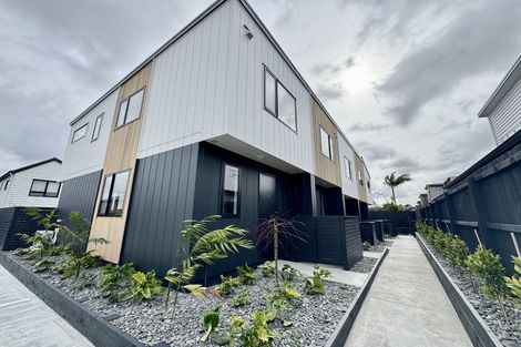 Photo of property in 3/131 Lancaster Road, Beach Haven, Auckland, 0626