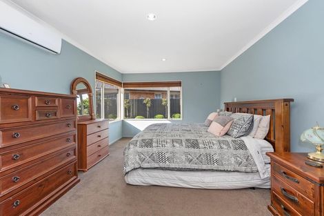 Photo of property in 7 Bayswater Court, Huntington, Hamilton, 3210