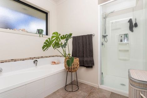 Photo of property in 15b Edward Street, Dannevirke, 4930