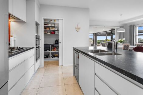 Photo of property in 9 Ruapai Drive, Levin, 5571
