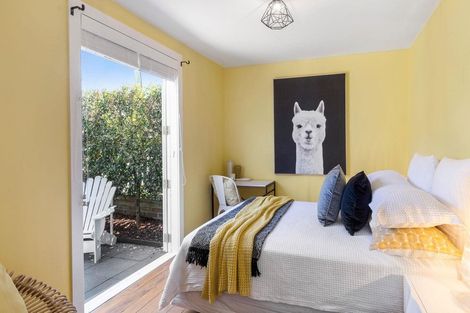 Photo of property in 21 Regina Street, Westmere, Auckland, 1022