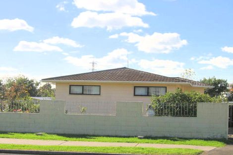 Photo of property in 66 Boundary Road, Clover Park, Auckland, 2019