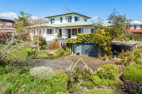 Photo of property in 75a Oceanview Road, Mount Maunganui, 3116