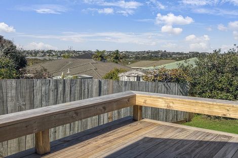 Photo of property in 53 Kath Hopper Drive, Orewa, 0931