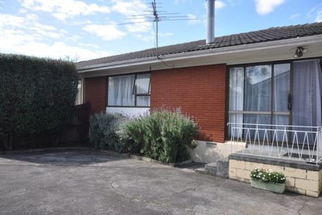 Photo of property in 2/143 Gills Road, Half Moon Bay, Auckland, 2014