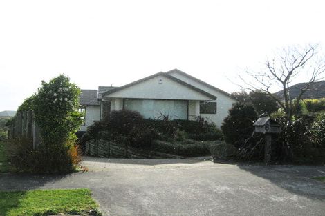 Photo of property in 6 Greenwood Place, Fitzherbert, Palmerston North, 4410