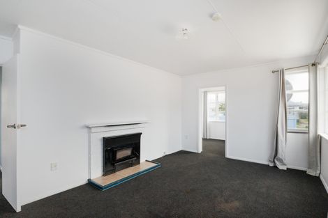 Photo of property in 70 Rangiora Avenue, Roslyn, Palmerston North, 4414