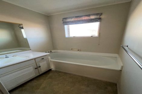 Photo of property in 392b Fergusson Drive, Heretaunga, Upper Hutt, 5018