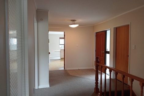 Photo of property in 32b Sailmaker Close, Whitby, Porirua, 5024