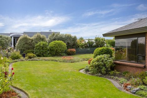 Photo of property in 80 Harvey Street, Waipahihi, Taupo, 3330