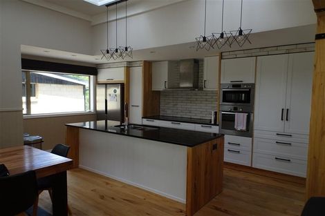 Photo of property in 16a Hackthorne Road, Cashmere, Christchurch, 8022