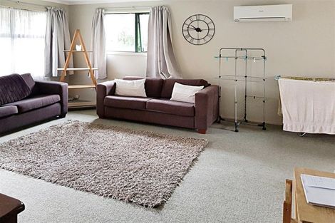 Photo of property in 52a Metcalfe Road, Ranui, Auckland, 0612