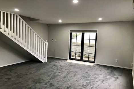 Photo of property in 5/25 Hollies Crescent, Johnsonville, Wellington, 6037