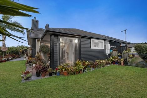 Photo of property in 21 Bridgewater Way, Pyes Pa, Tauranga, 3112