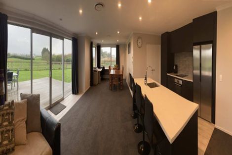 Photo of property in 932 Salisbury Road, Midhirst, Stratford, 4394