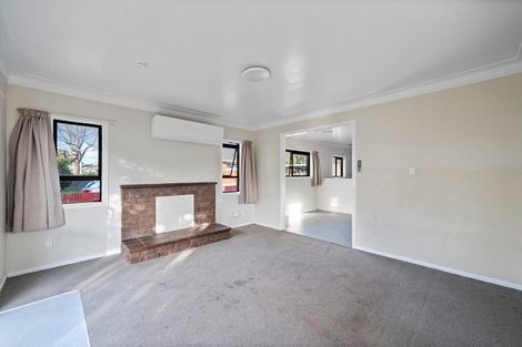 Photo of property in 14 Cross Street, Papakura, 2110