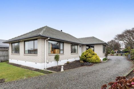 Photo of property in 409 Main Road North, Redwood, Christchurch, 8051