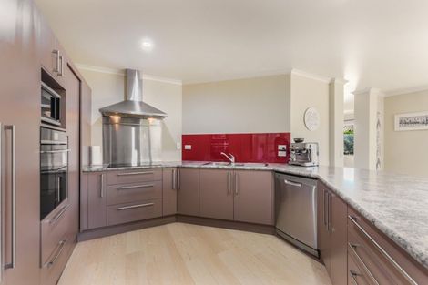 Photo of property in 20 Woodstock Place, Stoke, Nelson, 7011