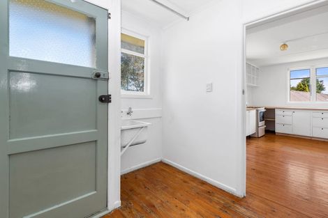 Photo of property in 243 Balmoral Drive, Tokoroa, 3420