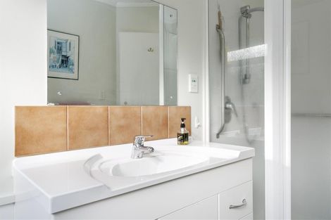 Photo of property in 8b Rihi Place, Nukuhau, Taupo, 3330